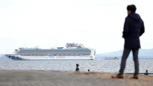 Navă de croazieră din Japonia, cu 3.700 de persoane la bord, în carantină din cauza coronavirusului - FOTO şi VIDEO