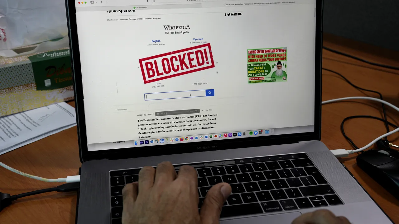 Wikipedia ar putea fi în curând interzisă în Marea Britanie din cauza regulilor de verificare a vârstei