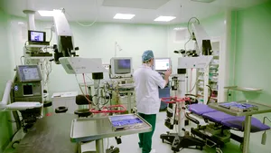 Un spital din ţară a primit un aparat performant pentru depistarea rapidă a virusului SARS-CoV-2