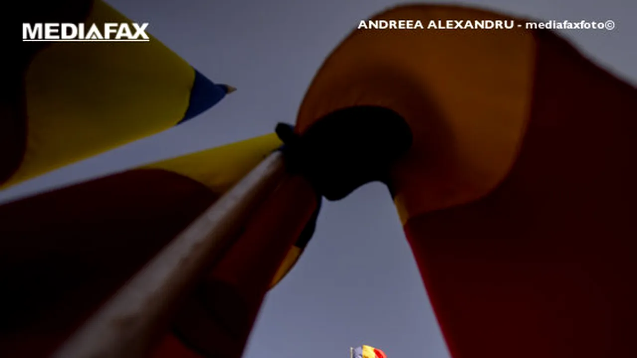 COMENTARIU Lelia Munteanu: La multi ani, România?! Patria e eternă!