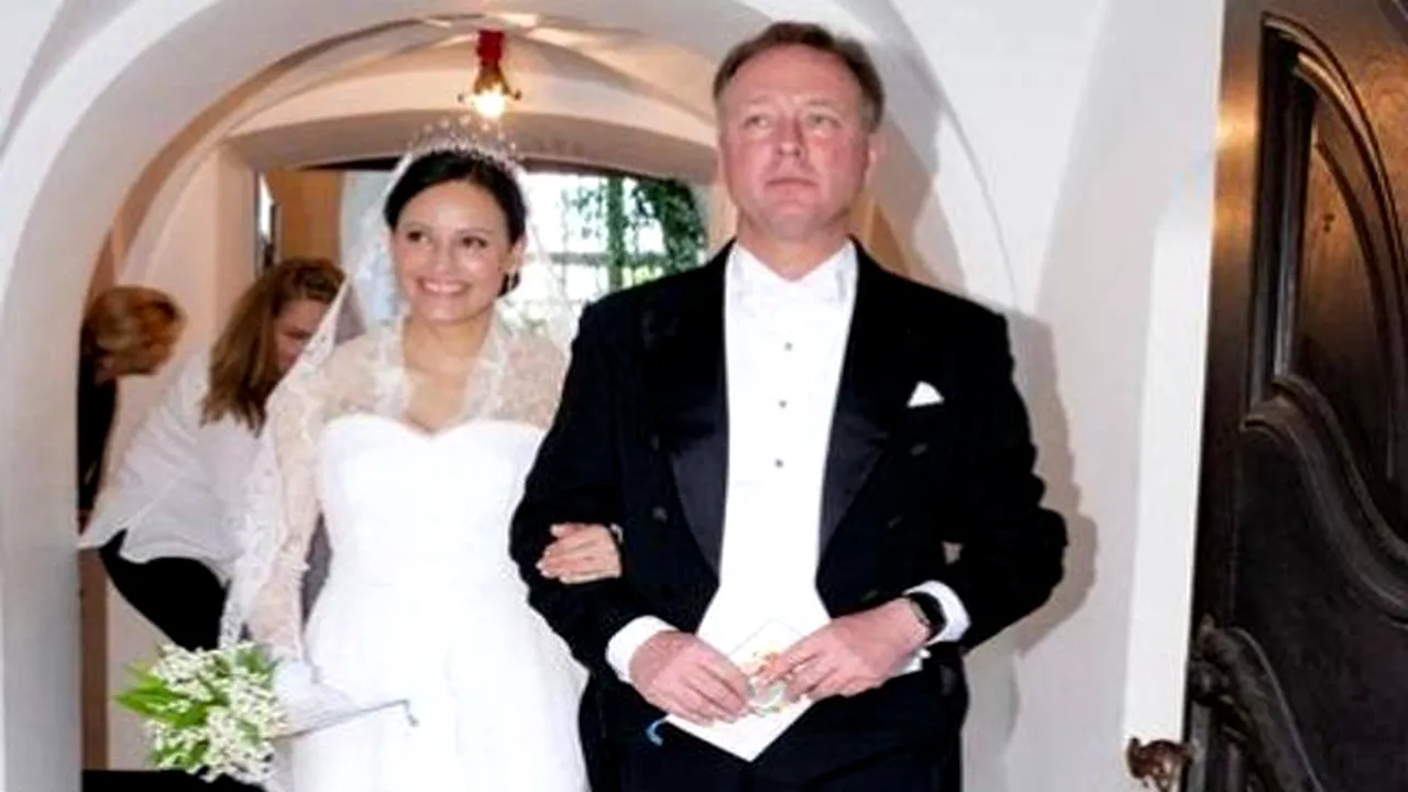 Nuntă regală în Danemarca: Prinţul Gustav a câştigat bătălia juridică şi s-a căsătorit cu scriitoarea Carina Axelsson

