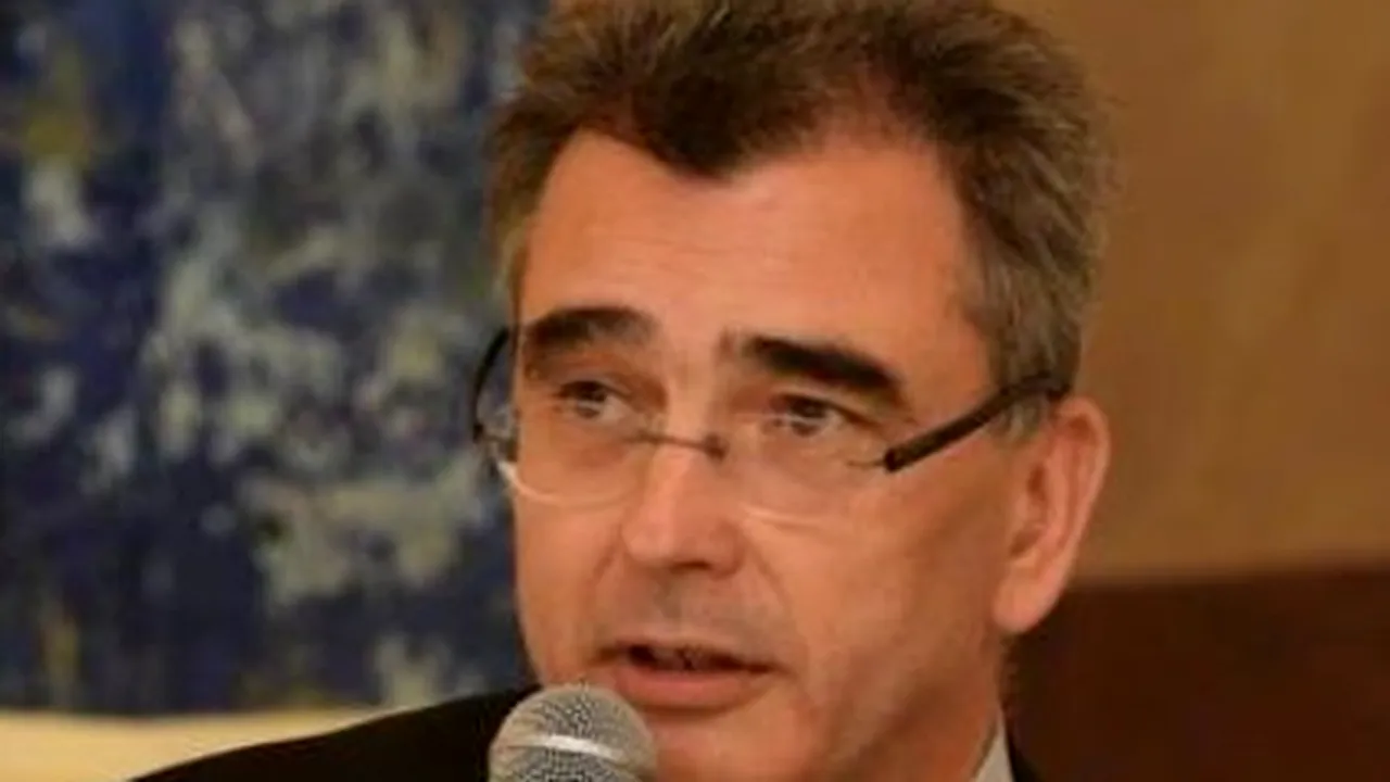 Petrișor Peiu (liderul senatorilor AUR): „Asta este recesiunea, asta este Guvernul Bolojan: recesiune, stagflație, inflație foarte mare!”
