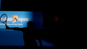 Obiectivele camerelor de filmat de la Australian Open, aburite. Jucătorii s-au distins cu greu