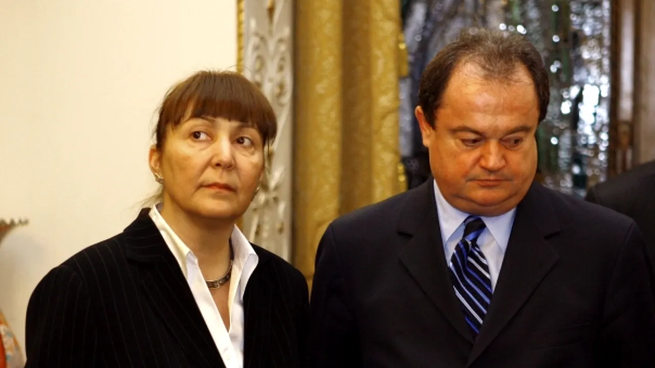 Schimb de replici între Vasile Blaga, Adriean Videanu şi Monica Macovei