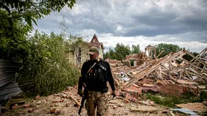Lupta pentru găsirea unei căi de scăpare din război
