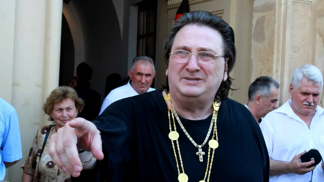Caricaturistul Ştefan Popa Popa's a pus „pe jar” oltenii. Ce a stârnit nemulţumirea edilului din Slatina/ Primăria Craiova vrea să retragă titlul de cetăţean de onoare