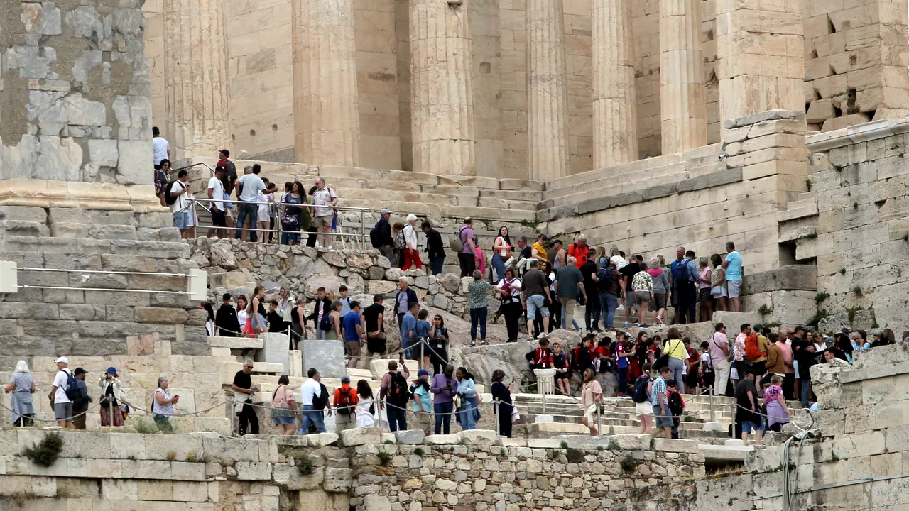 Grecia restricţionează munca în aer liber odată cu creşterea temperaturilor
