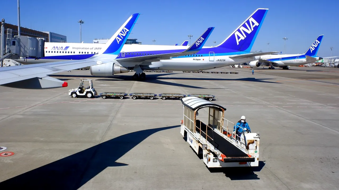 Prânzul sau cina pe pista aeroportului, la 540 de dolari. Iniţiativa de succes a unei companii aeriene din Japonia 