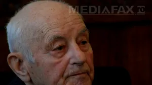 REPORTAJ: Fost deţinut în lagăre naziste, un foarte respectat inginer de căi ferate, decorat la 86 de ani - FOTO