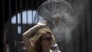 Paradox climatic: reducerea poluării ar putea face verile și mai caniculare