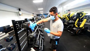 În ce condiţii se închid sălile de fitness şi magazinele