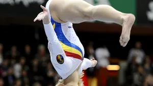 Gimnastele Larisa Iordache şi Sandra Izbaşa, calificate în trei finale la CM de la Antwerp