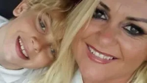 Drama lui Archie Battersbee, un băieţel în vârstă de 12 ani, aflat în comă. Instanta dispune deconectarea lui de la aparate, familia se împotriveşte