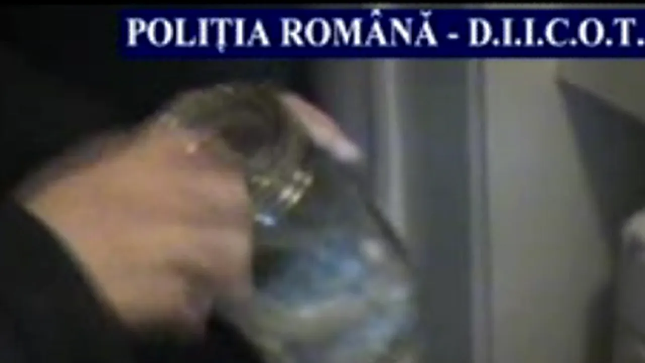 Dealer de droguri ce îşi distribuia marfa în cluburile bucureştene, reţinut de DIICOT