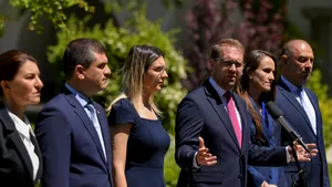 USR își stabilește prioritățile pentru noua sesiune parlamentară: Reformă administrativă, modificarea Legii ANI și reforma serviciilor secrete, printre ele
