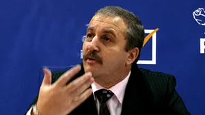 Dâncu: Să păstrăm bătrânii înţelepţi, dar să eliminăm javrele bătrâne