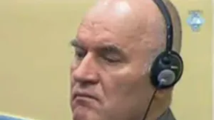 Ratko Mladici ameninţă cu greva foamei în cazul în care nu îi sunt îndeplinite solicitările