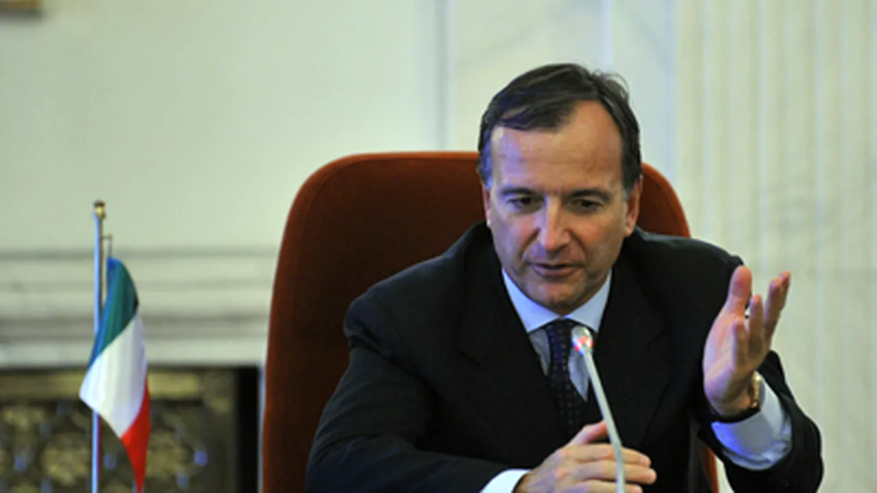 Frattini: România nu ar trebui sancţionată pe Justiţie