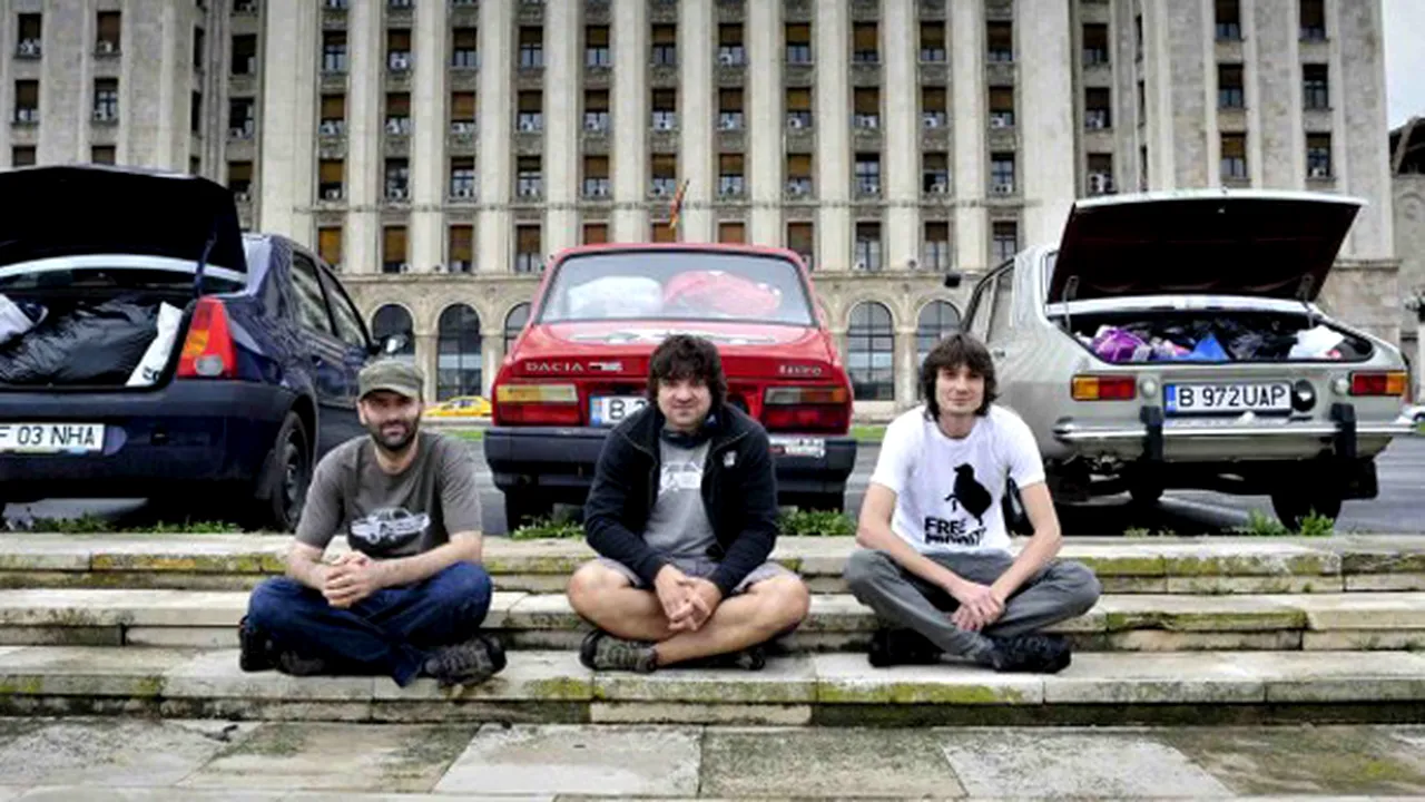 Trei români pleacă joi, cu o Dacia 1310, în expediţie umanitară până Mongolia