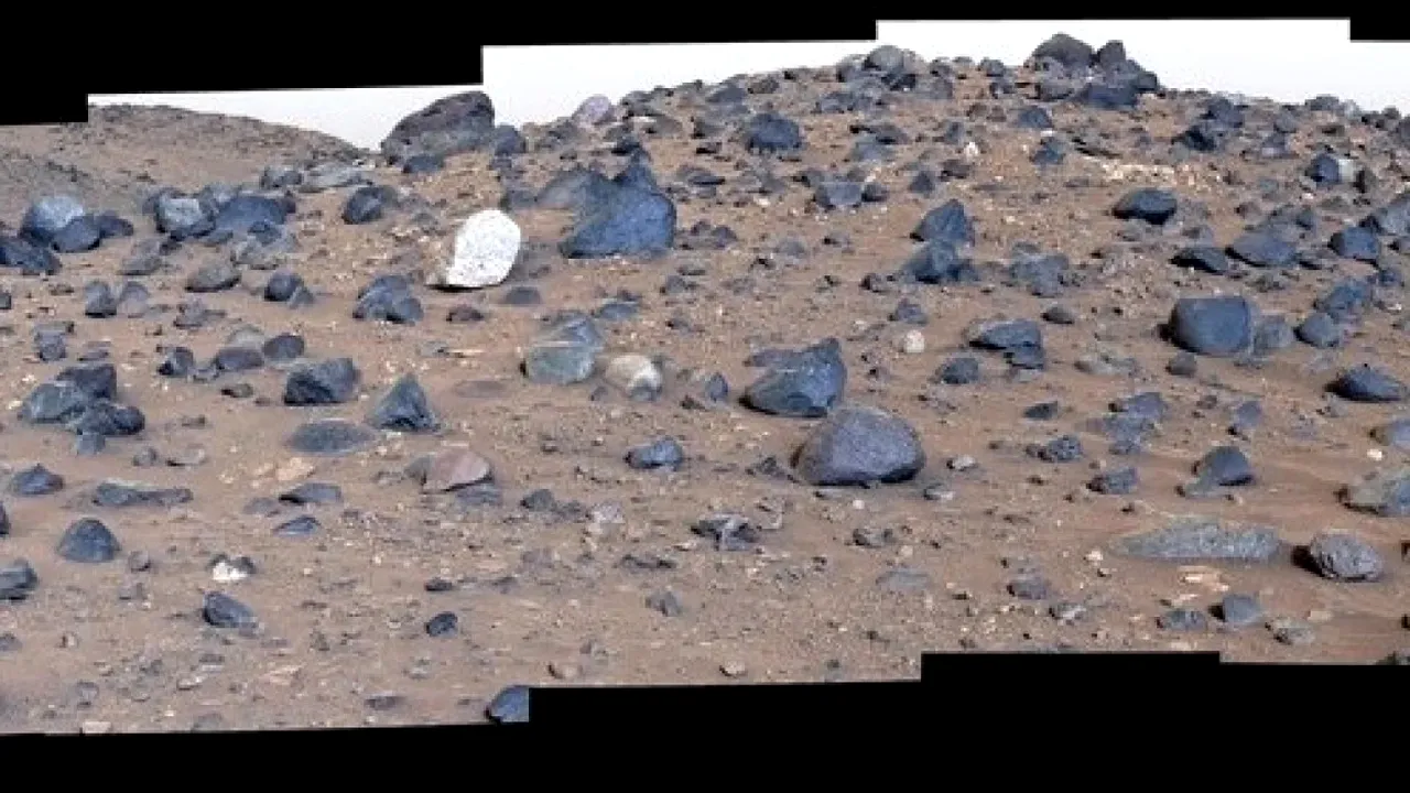 Roverul NASA descoperă o rocă misterioasă pe Marte, diferită de toate celelalte