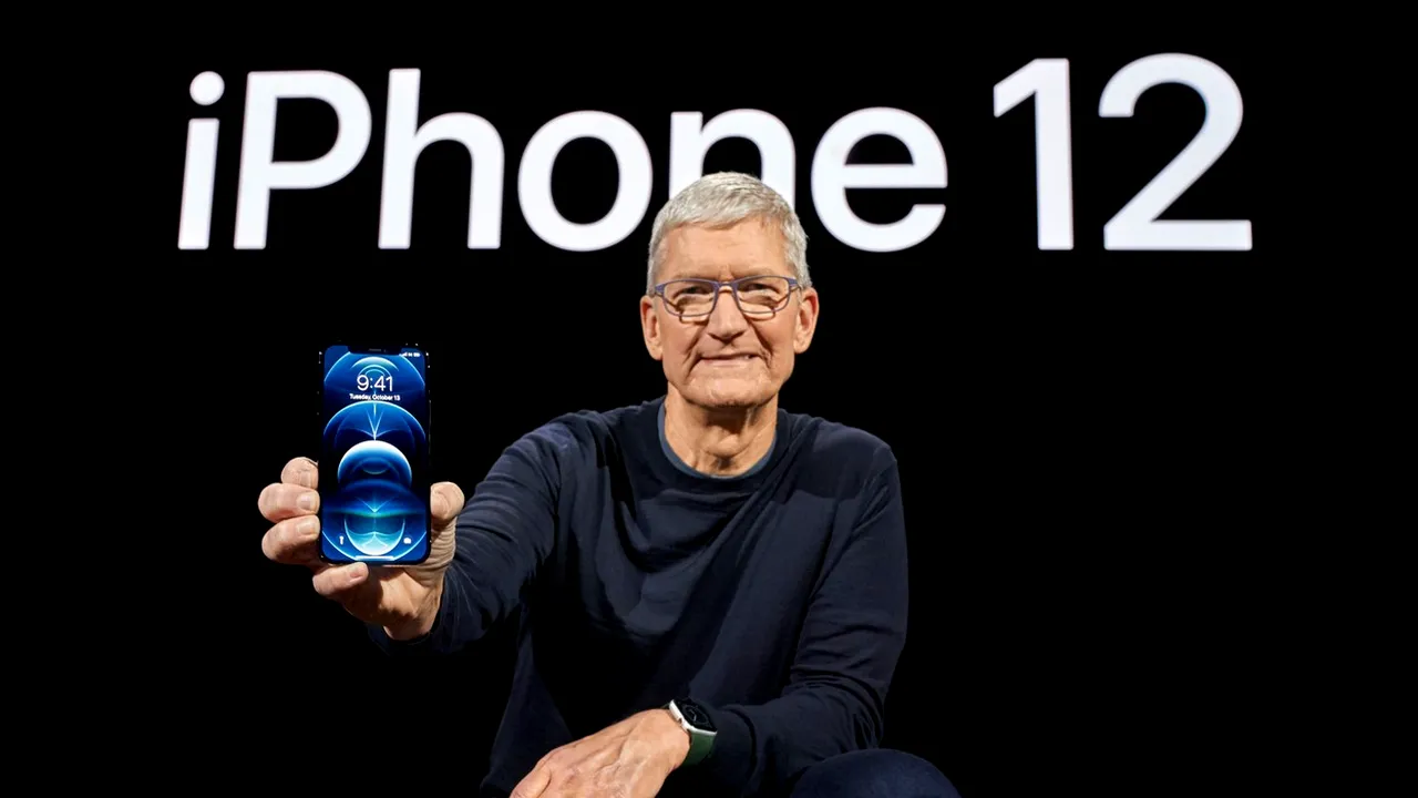 Bonus de 750 de milioane de dolari pentru Tim Cook la împlinirea a 10 ani în funcţia de directorul executiv al Apple