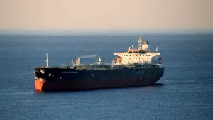 O navă rusească care transporta gaze s-a scufundat în Marea Mediterană după o explozie