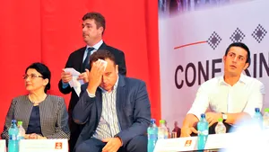 Miniştrii Educaţiei se contestă între ei. Liviu Pop o acuză pe Ecaterina Andronescu că revine la legea Funeriu