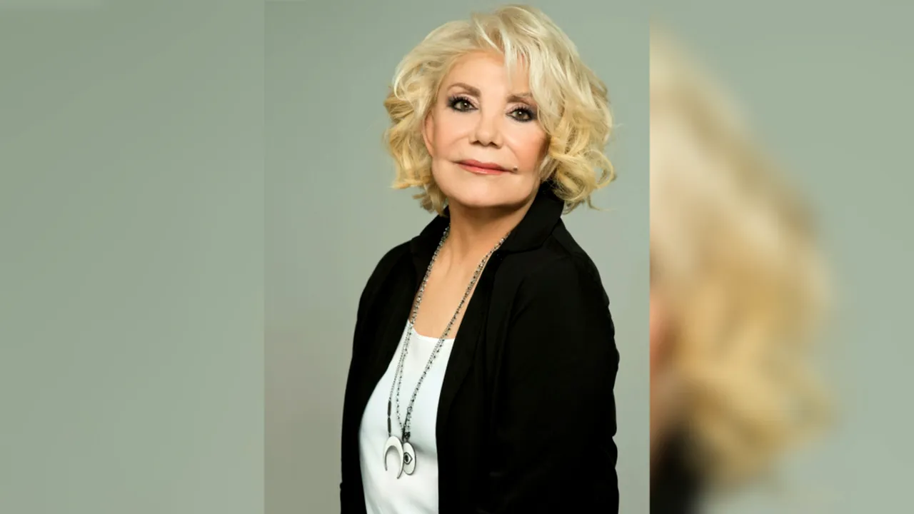 Cântăreața greacă Marinella a murit la 87 de ani