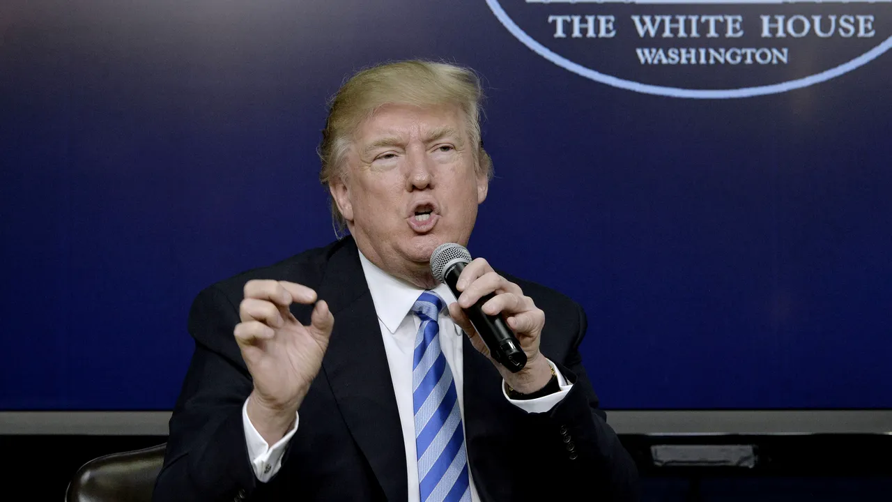 Donald Trump nu mai acuză China de manipulare monetară întrucât Beijingul ajută în criza nord-coreeană