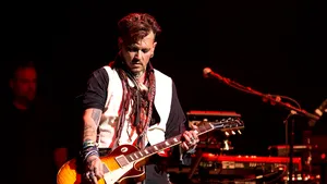 Johnny Depp ar putea deveni chitarist permanent al trupei lui Marilyn Manson, după ce basistul Ramirez a fost concediat în urma unor acuzaţii de viol