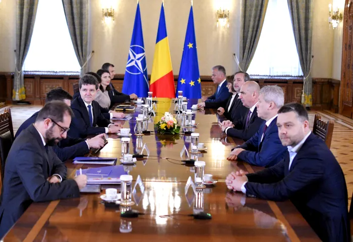 LIVE UPDATE Criza politică se joacă azi la Cotroceni: Grindeanu: „Vrem alt premier”. Bolojan nu cedează: „Îmi asum în continuare mandatul de premier”. VIDEO