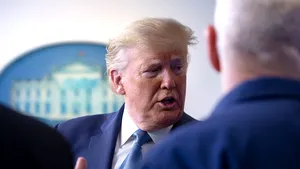 1.000 miliarde $ pentru salvarea economiei americane. Planul este discutat în Senat