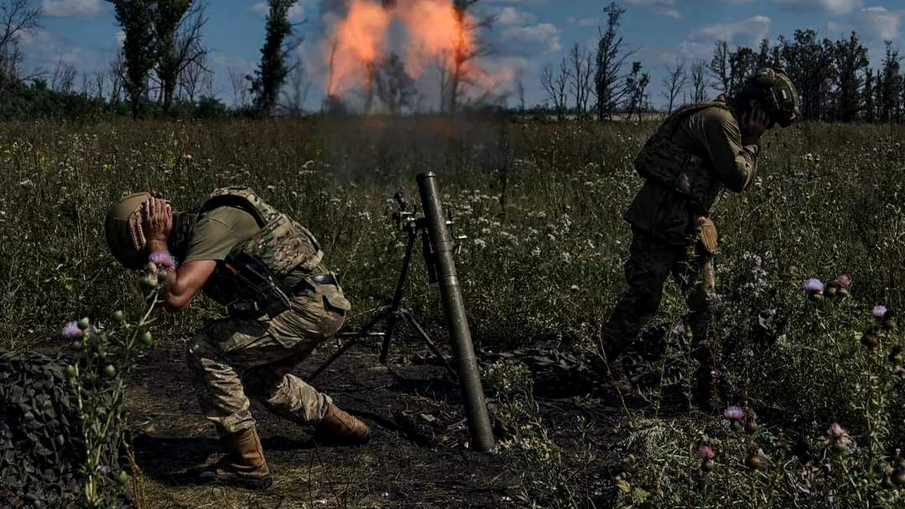 Războiul din Ucraina, ziua 598. Rusia desfăşoară cea mai importantă ofensivă a sa din ultimele luni / SUA au afirmat că Coreea de Nord a livrat Rusiei peste 1.000 de containere cu echipamente militare şi muniţii pentru războiul din Ucraina