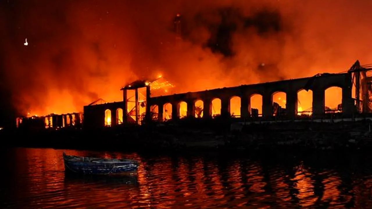 Muzeul Città della Scienza din Napoli, distrus aproape în totalitate de un incendiu
