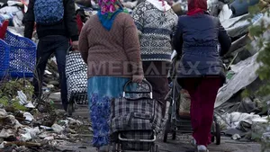 Sute de persoane din Cluj, majoritatea de etnie romă, au participat la un marş împotriva rasismului