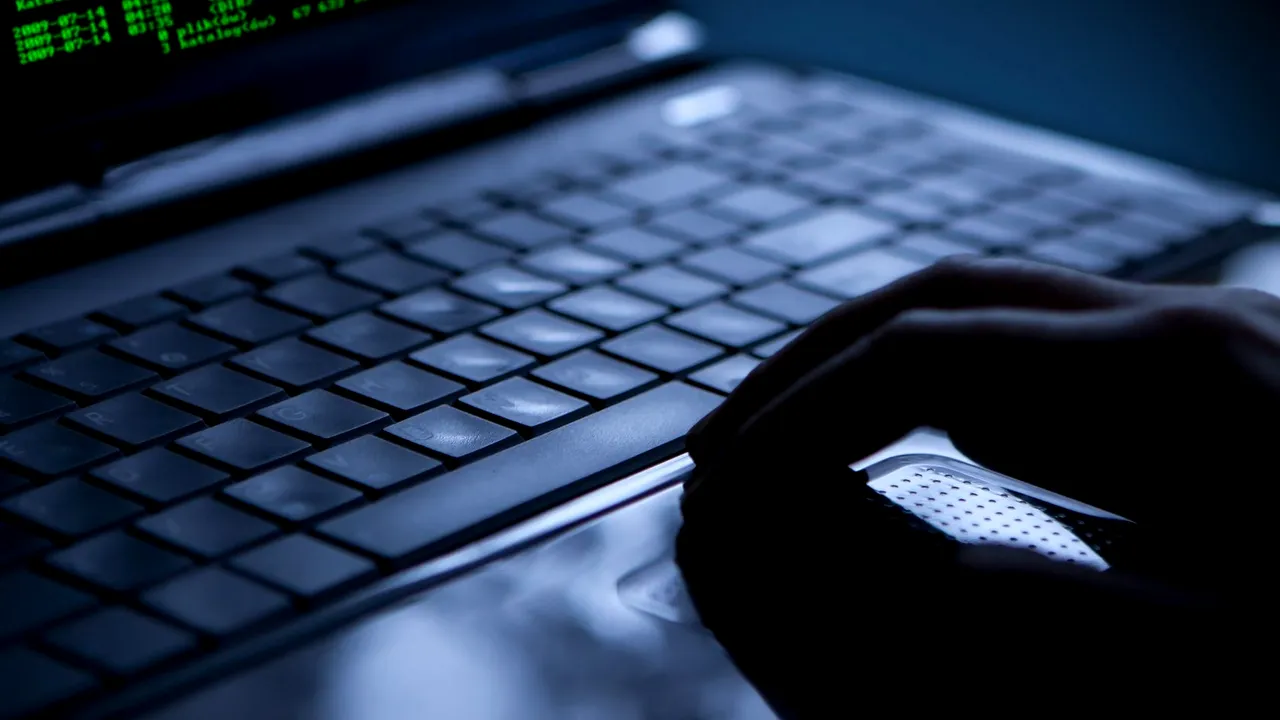 Experţi: 130.000 de sisteme informatice din peste 100 de ţări, afectate de atacurile cibernetice