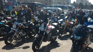 GALERIE FOTO Peste 350 de motociclişti în marş pe străzile Clujului, pentru a preveni incidentele din trafic