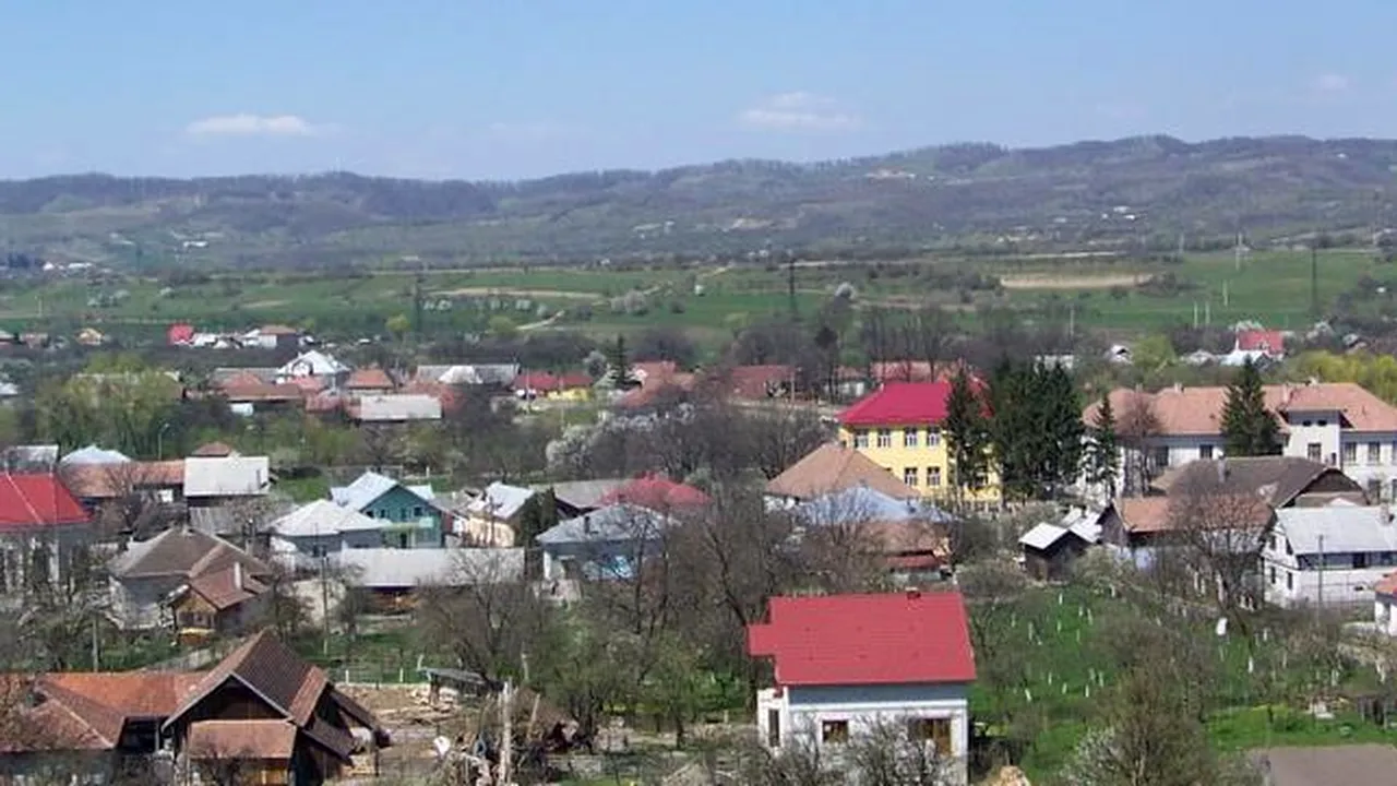 Colinde în cimitir, în Ajunul Crăciunului. Un obicei vechi, păstrat cu sfinţenie în aceste sate din România