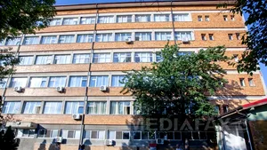 Un bărbat care suferea de ciroză hepatică s-a sinucis aruncându-se de la etajul patru al SJU Buzău