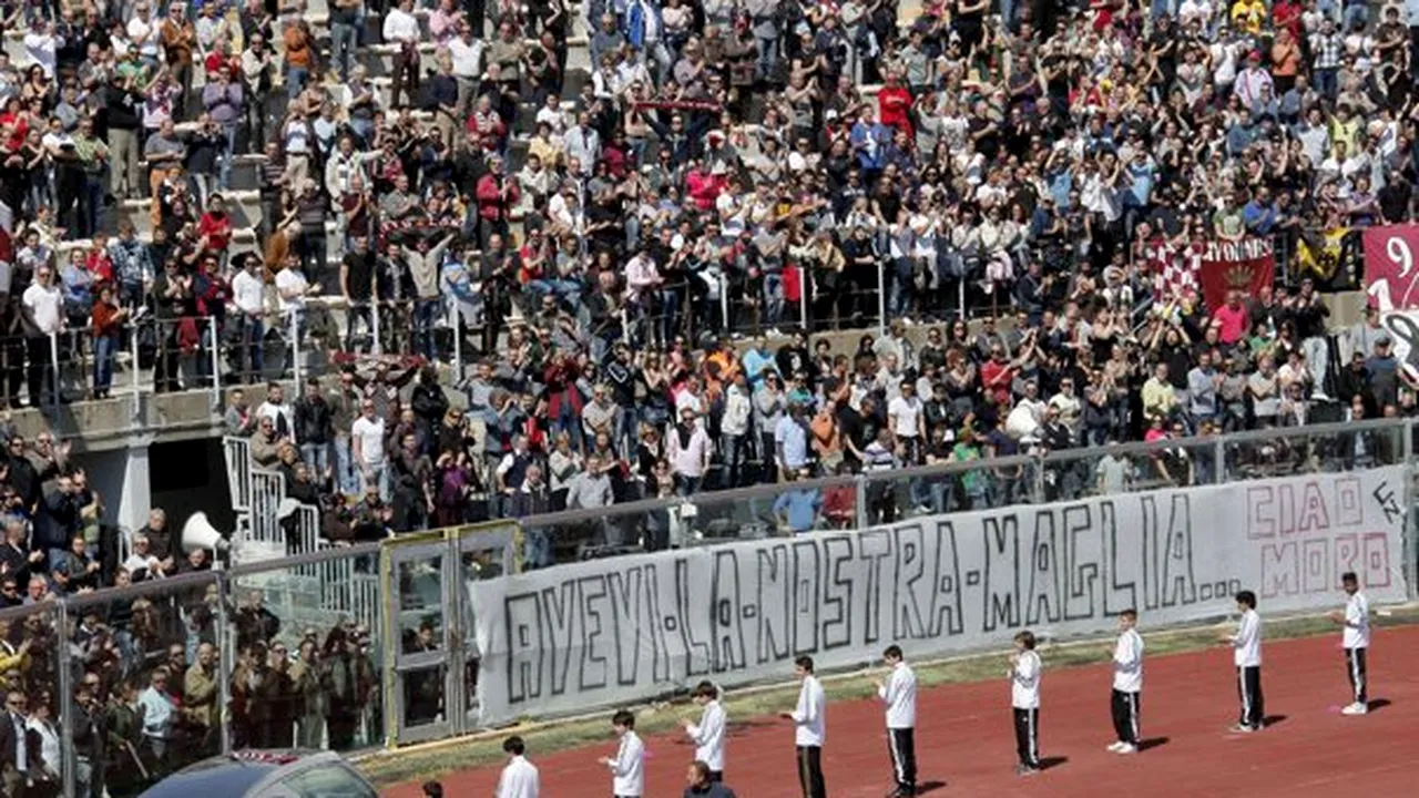 Livorno: Mii de suporteri i-au adus un ultim omagiu lui Piermario Morosini