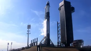 Falcon 9: Lansare SpaceX, duminică seara. Staţia Spaţială Internaţională, reaprovizionată cu prăjituri şi carne de curcan