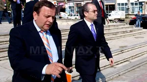 Ponta: Flutur a primit 70 de milioane euro după ce l-a trădat pe Blaga şi a trecut în barca lui Boc