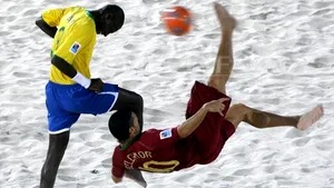 România s-a calificat în sferturile turneului de calificare la CM 2011 de fotbal pe plajă