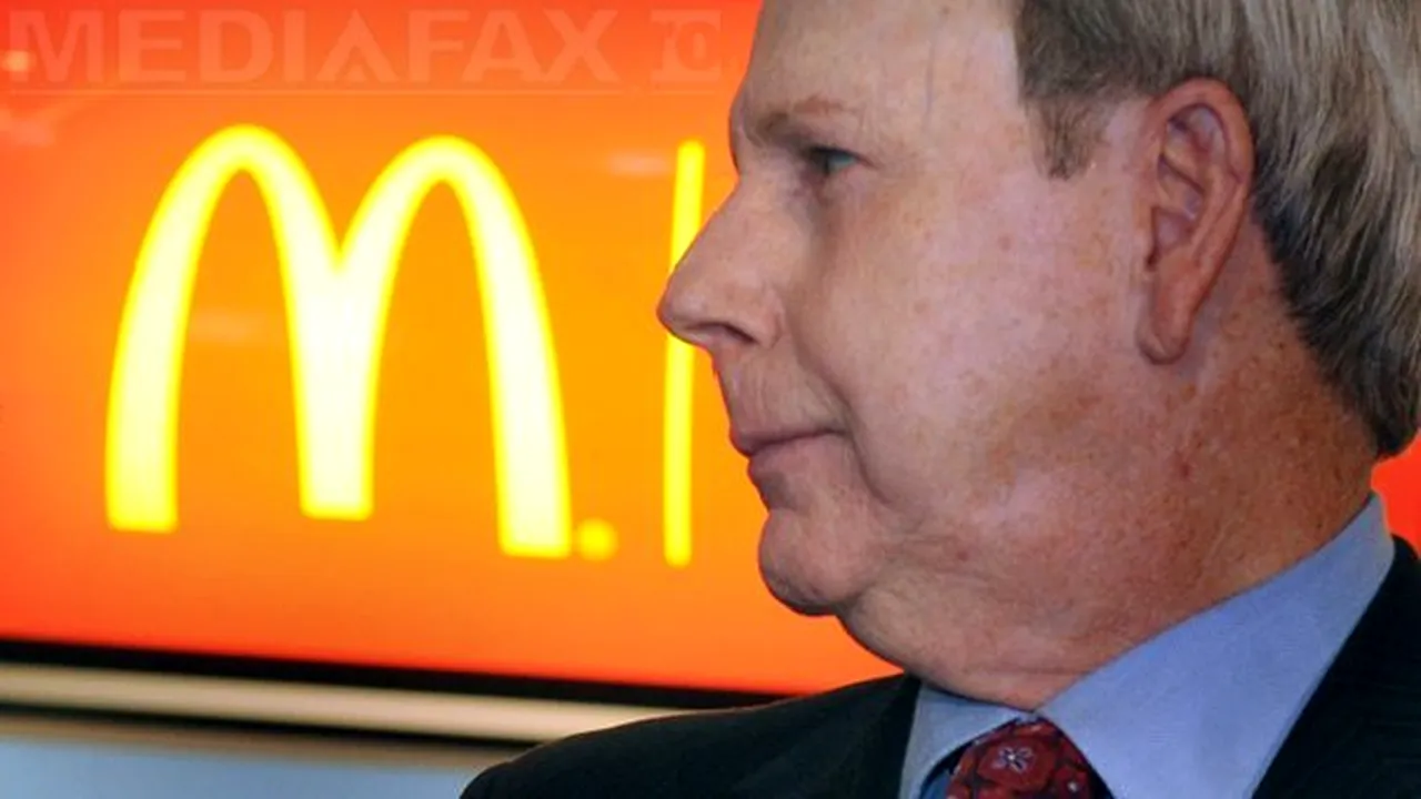 Directorul general al McDonald's se va retrage din funcţie după o activitate de peste şapte ani