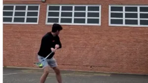 VIDEO | Tenis, baseball, hockey pe iarbă sau lacrosse? Indiferent de sport, precizia lui Andrew uimeşte internetul
