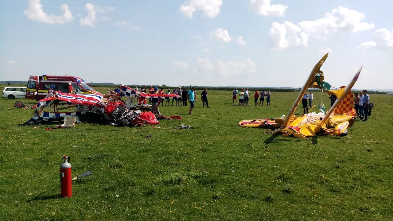 Pilotul rănit în accidentul aviatic din Suceava este fiu de aviator: Are peste 10.000 de ore de zbor