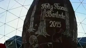 Un ou uriaş din ciocolată, considerat 