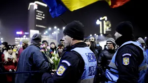 Protestatarii români promit să participe la demonstraţii în fiecare zi-presa internaţională
