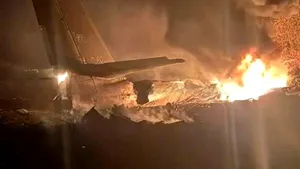 Un bombardier rusesc Tu-95MS cu capacitate nucleară s-a prăbușit și a luat foc. Cel puțin șase morți
