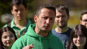Nicu Ştefănuţă: Campania electorală este nedreaptă, partidele au milioane de euro de la buget